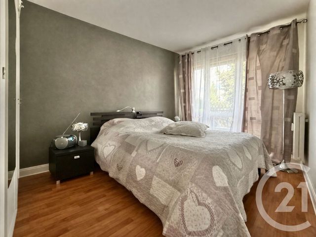 Appartement F3 à vendre - 3 pièces - 60.03 m2 - LIVRY GARGAN - 93 - ILE-DE-FRANCE - Century 21 Agence Du Cèdre