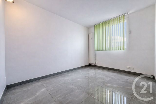 Appartement F2 à vendre - 2 pièces - 42.94 m2 - LIVRY GARGAN - 93 - ILE-DE-FRANCE - Century 21 Agence Du Cèdre