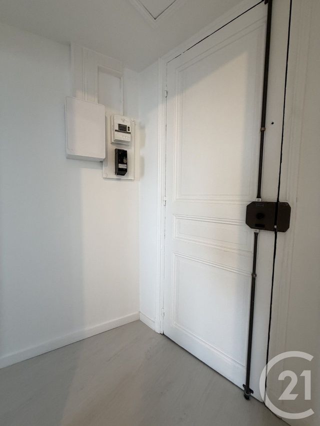 Appartement F2 à louer - 2 pièces - 26.12 m2 - LIVRY GARGAN - 93 - ILE-DE-FRANCE - Century 21 Agence Du Cèdre