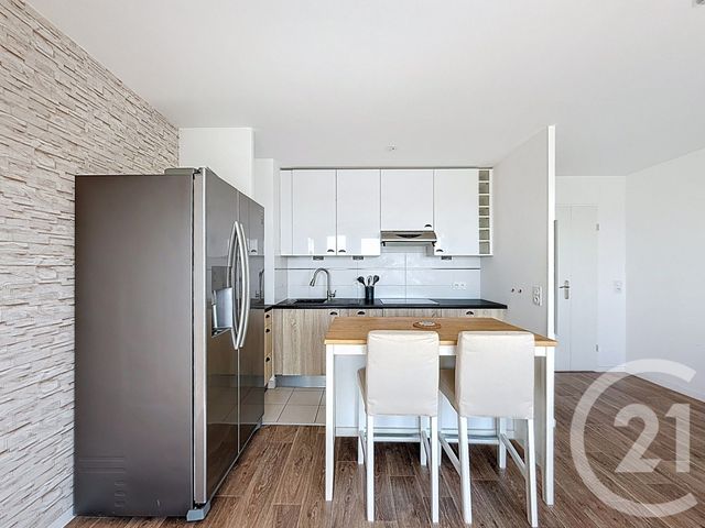 Appartement F3 à louer - 3 pièces - 61.84 m2 - GAGNY - 93 - ILE-DE-FRANCE - Century 21 Agence Du Cèdre