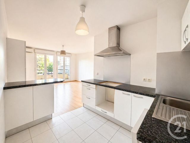 Appartement à vendre - 2 pièces - 52.0 m2 - LIVRY GARGAN - 93 - ILE-DE-FRANCE - Century 21 Agence Du Cèdre