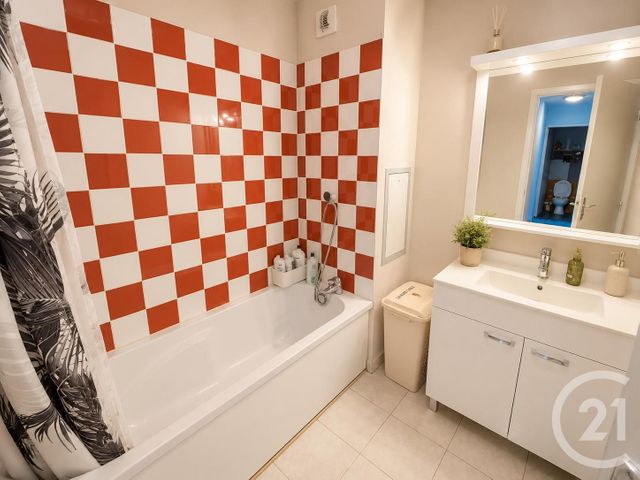 Appartement F3 à vendre - 3 pièces - 69.74 m2 - SEVRAN - 93 - ILE-DE-FRANCE - Century 21 Agence Du Cèdre