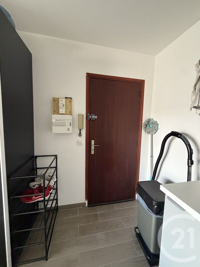 Appartement F1 à louer - 1 pièce - 24.04 m2 - VILLEPARISIS - 77 - ILE-DE-FRANCE - Century 21 Agence Du Cèdre