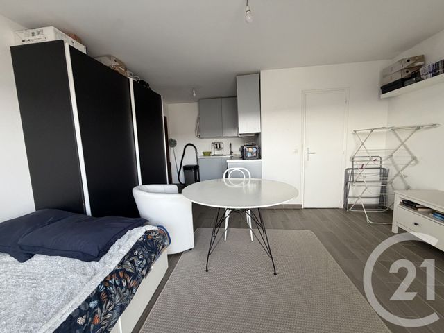 Appartement F1 à louer - 1 pièce - 24.04 m2 - VILLEPARISIS - 77 - ILE-DE-FRANCE - Century 21 Agence Du Cèdre
