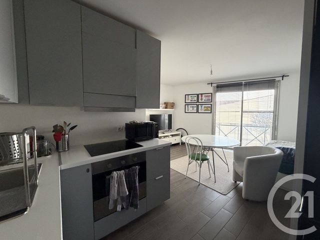 Appartement F1 à louer - 1 pièce - 24.04 m2 - VILLEPARISIS - 77 - ILE-DE-FRANCE - Century 21 Agence Du Cèdre
