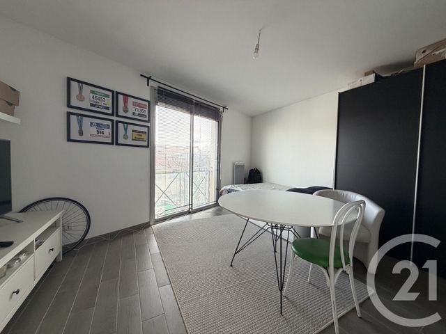 Appartement F1 à louer - 1 pièce - 24.04 m2 - VILLEPARISIS - 77 - ILE-DE-FRANCE - Century 21 Agence Du Cèdre