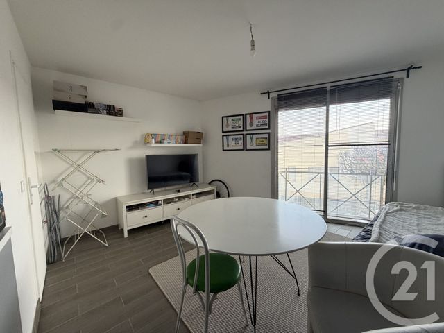 Appartement F1 à louer - 1 pièce - 24.04 m2 - VILLEPARISIS - 77 - ILE-DE-FRANCE - Century 21 Agence Du Cèdre
