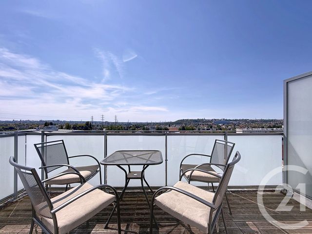 Appartement F3 à louer - 3 pièces - 61.84 m2 - GAGNY - 93 - ILE-DE-FRANCE - Century 21 Agence Du Cèdre