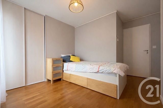 Appartement F6 à vendre - 6 pièces - 102.9 m2 - LIVRY GARGAN - 93 - ILE-DE-FRANCE - Century 21 Agence Du Cèdre