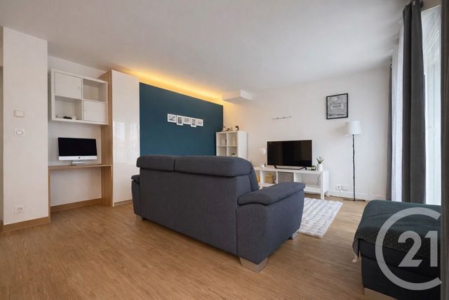 Appartement F6 à vendre - 6 pièces - 102.9 m2 - LIVRY GARGAN - 93 - ILE-DE-FRANCE - Century 21 Agence Du Cèdre