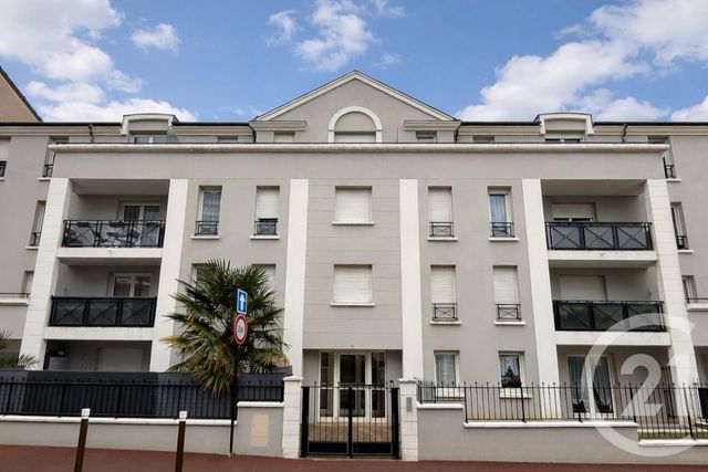 Appartement F6 à vendre - 6 pièces - 102.9 m2 - LIVRY GARGAN - 93 - ILE-DE-FRANCE - Century 21 Agence Du Cèdre