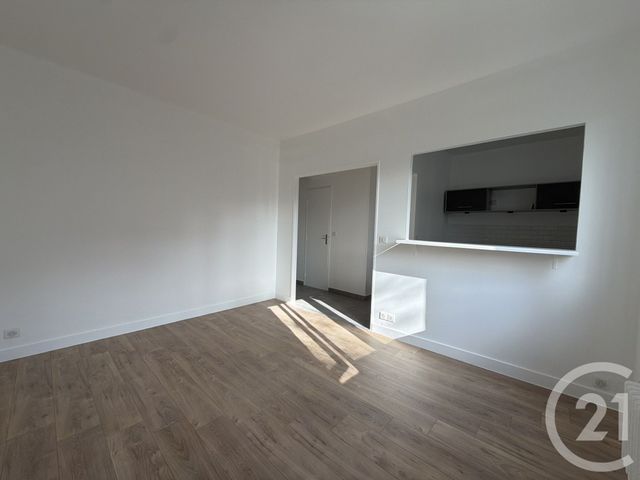 Appartement F2 à louer - 2 pièces - 37.61 m2 - LIVRY GARGAN - 93 - ILE-DE-FRANCE - Century 21 Agence Du Cèdre