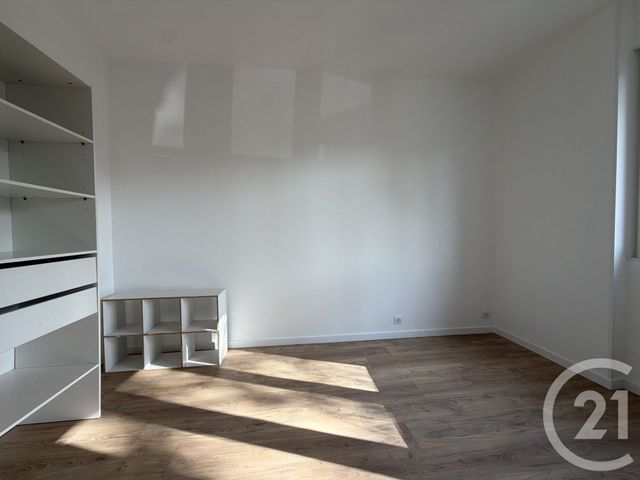 Appartement F2 à louer - 2 pièces - 37.61 m2 - LIVRY GARGAN - 93 - ILE-DE-FRANCE - Century 21 Agence Du Cèdre
