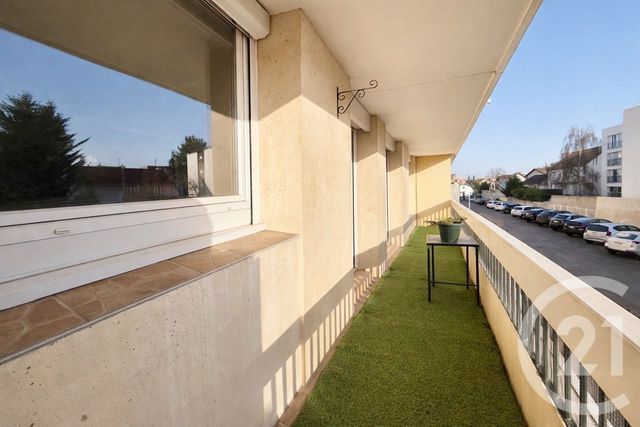 Appartement F4 à vendre - 4 pièces - 80.21 m2 - LIVRY GARGAN - 93 - ILE-DE-FRANCE - Century 21 Agence Du Cèdre