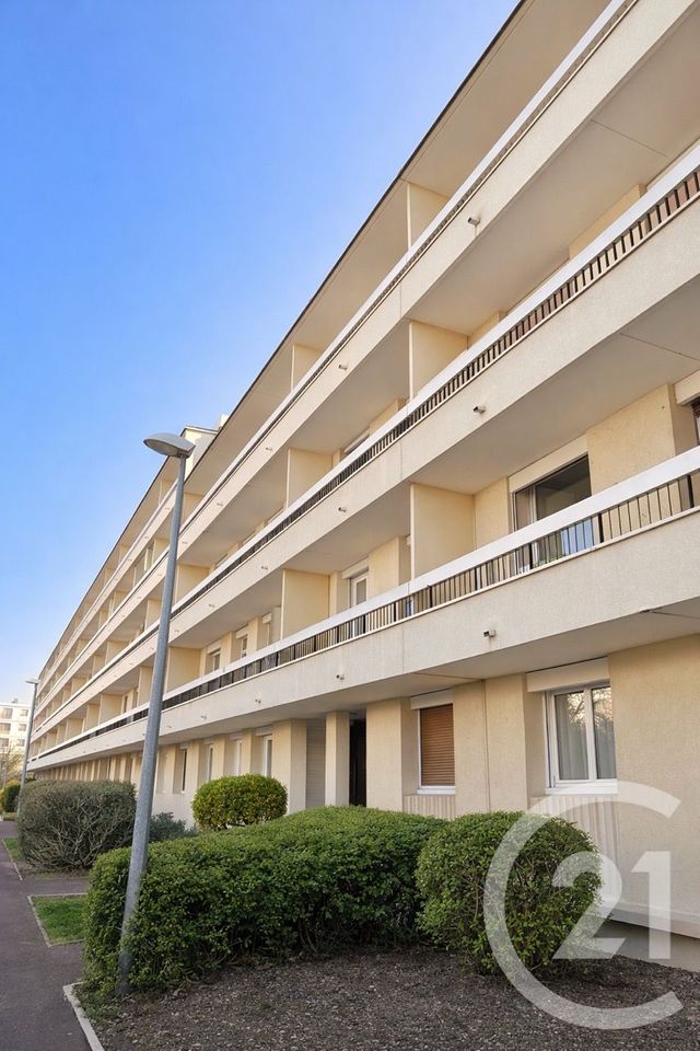 Appartement F4 à vendre - 4 pièces - 80.21 m2 - LIVRY GARGAN - 93 - ILE-DE-FRANCE - Century 21 Agence Du Cèdre