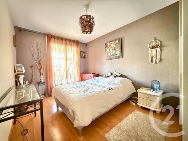 Appartement F4 à vendre - 4 pièces - 80.21 m2 - LIVRY GARGAN - 93 - ILE-DE-FRANCE - Century 21 Agence Du Cèdre