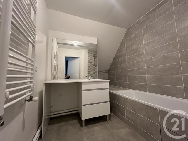 Appartement F4 à louer - 4 pièces - 74.63 m2 - LE BLANC MESNIL - 93 - ILE-DE-FRANCE - Century 21 Agence Du Cèdre