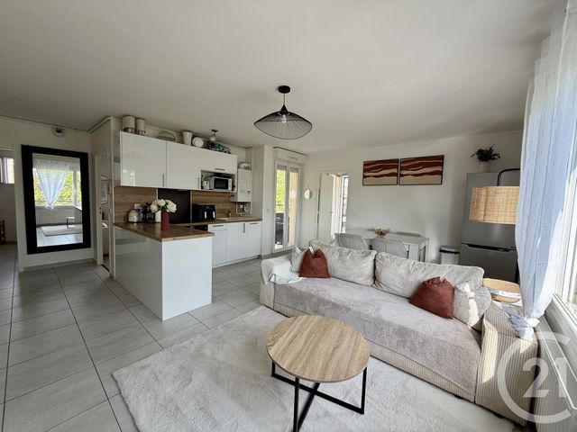 Appartement F3 à vendre - 3 pièces - 58.74 m2 - LIVRY GARGAN - 93 - ILE-DE-FRANCE - Century 21 Agence Du Cèdre