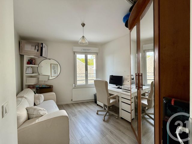 Appartement F3 à vendre - 3 pièces - 58.74 m2 - LIVRY GARGAN - 93 - ILE-DE-FRANCE - Century 21 Agence Du Cèdre