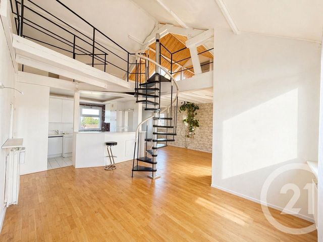 Appartement Duplex à vendre - 4 pièces - 80.22 m2 - LIVRY GARGAN - 93 - ILE-DE-FRANCE - Century 21 Agence Du Cèdre