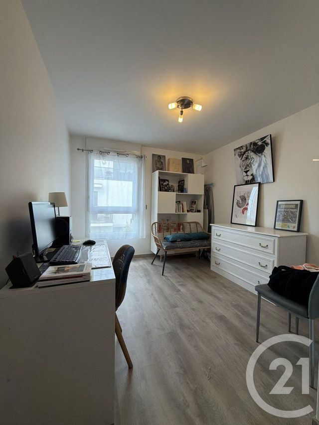 Appartement F3 à louer - 3 pièces - 67.0 m2 - LIVRY GARGAN - 93 - ILE-DE-FRANCE - Century 21 Agence Du Cèdre