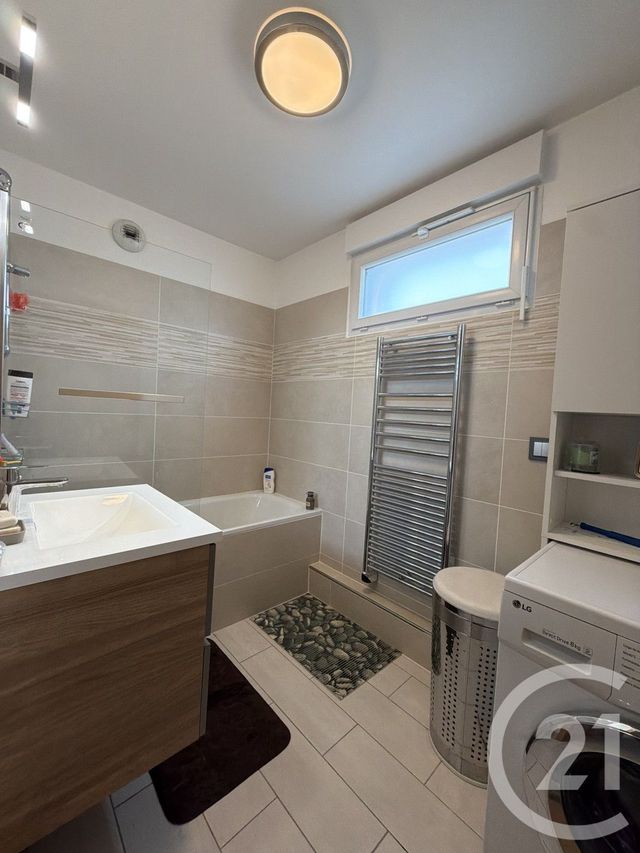 Appartement F3 à louer - 3 pièces - 67.0 m2 - LIVRY GARGAN - 93 - ILE-DE-FRANCE - Century 21 Agence Du Cèdre