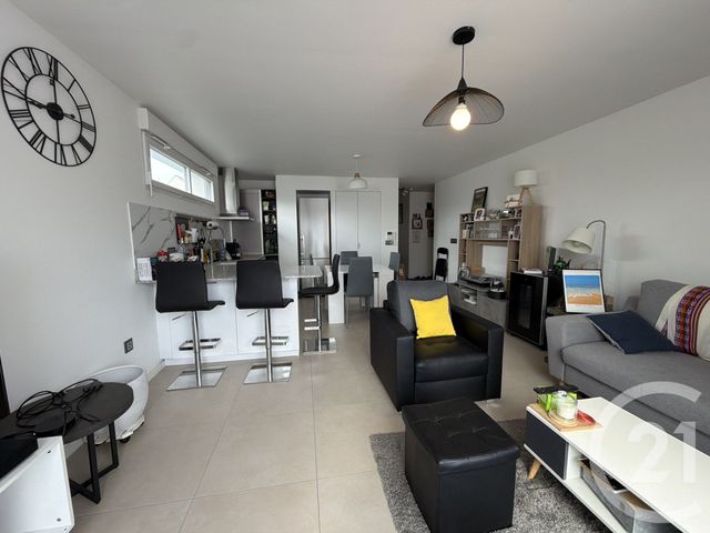 Appartement F3 à louer - 3 pièces - 67.0 m2 - LIVRY GARGAN - 93 - ILE-DE-FRANCE - Century 21 Agence Du Cèdre