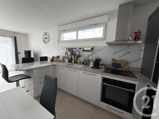 Appartement F3 à louer - 3 pièces - 67.0 m2 - LIVRY GARGAN - 93 - ILE-DE-FRANCE - Century 21 Agence Du Cèdre