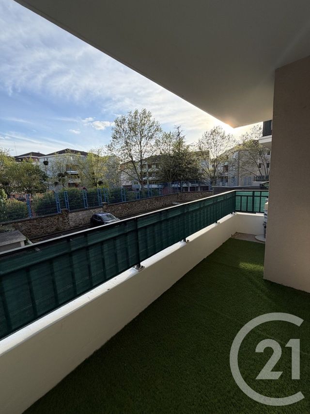 Appartement F2 à louer - 2 pièces - 45.73 m2 - DUGNY - 93 - ILE-DE-FRANCE - Century 21 Agence Du Cèdre