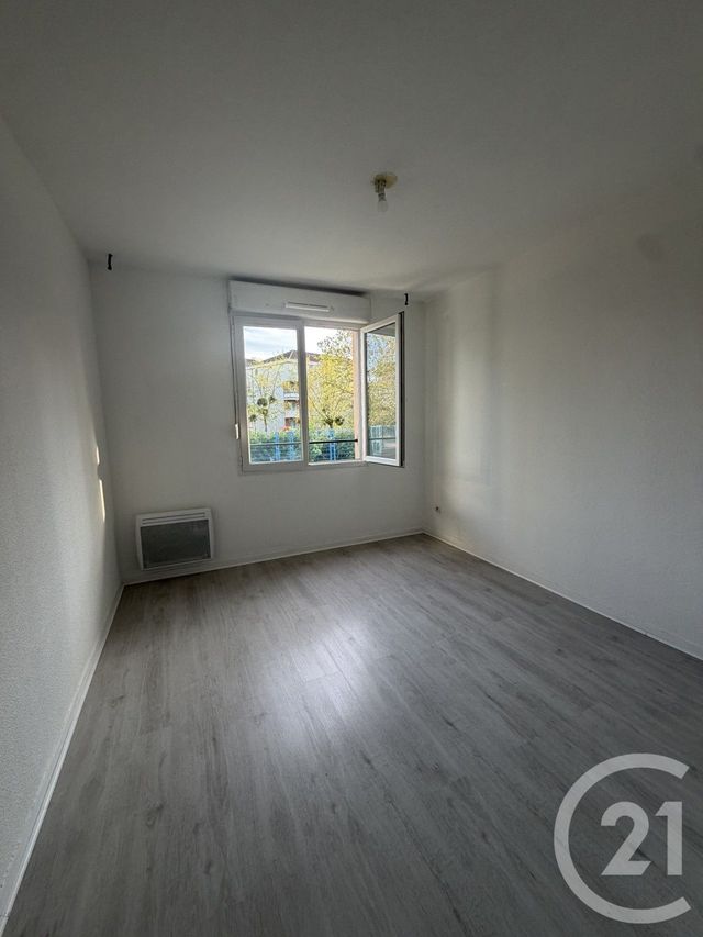 Appartement F2 à louer - 2 pièces - 45.73 m2 - DUGNY - 93 - ILE-DE-FRANCE - Century 21 Agence Du Cèdre