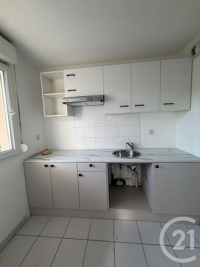 Appartement F2 à louer - 2 pièces - 45.73 m2 - DUGNY - 93 - ILE-DE-FRANCE - Century 21 Agence Du Cèdre