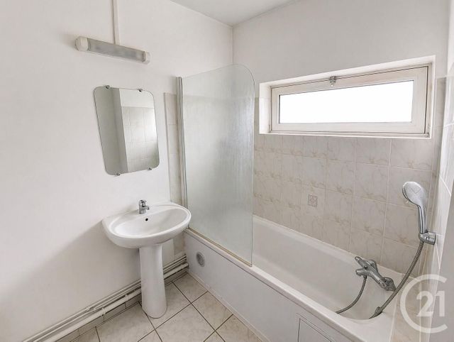 Appartement F3 à vendre - 3 pièces - 68.25 m2 - LIVRY GARGAN - 93 - ILE-DE-FRANCE - Century 21 Agence Du Cèdre