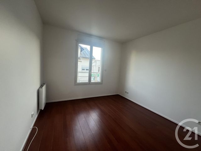 Appartement F3 à louer - 3 pièces - 71.65 m2 - LIVRY GARGAN - 93 - ILE-DE-FRANCE - Century 21 Agence Du Cèdre