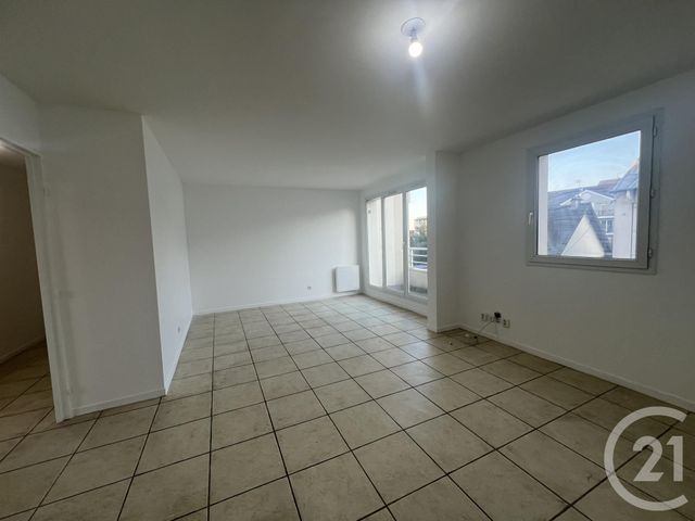 Appartement F3 à louer - 3 pièces - 71.65 m2 - LIVRY GARGAN - 93 - ILE-DE-FRANCE - Century 21 Agence Du Cèdre