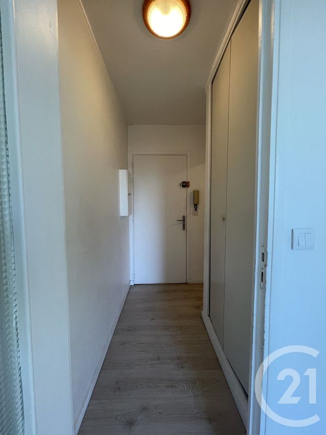 Appartement F1 à louer - 1 pièce - 27.12 m2 - VILLEPARISIS - 77 - ILE-DE-FRANCE - Century 21 Agence Du Cèdre
