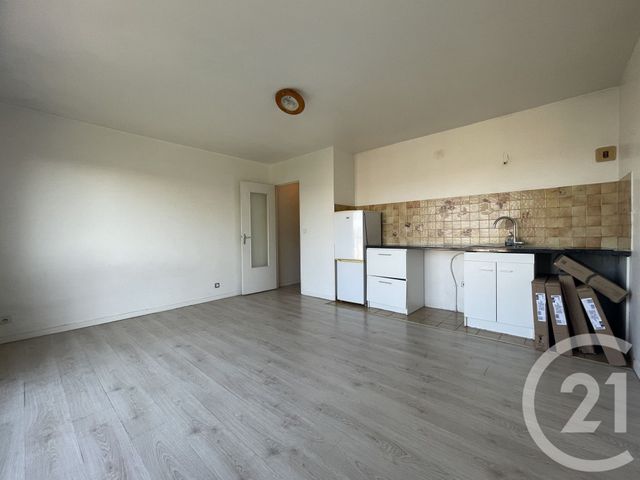Appartement F1 à louer - 1 pièce - 27.12 m2 - VILLEPARISIS - 77 - ILE-DE-FRANCE - Century 21 Agence Du Cèdre
