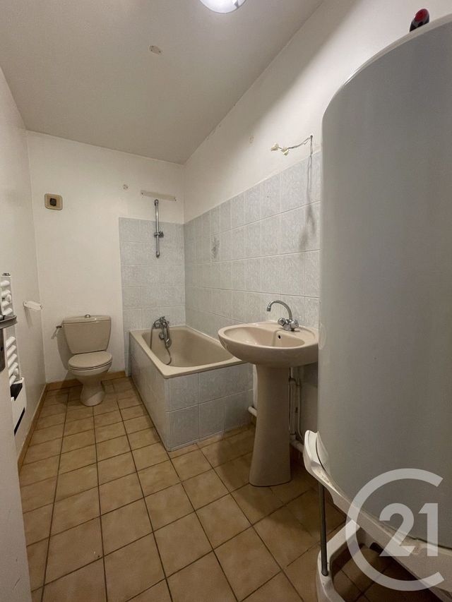 Appartement F1 à louer - 1 pièce - 27.12 m2 - VILLEPARISIS - 77 - ILE-DE-FRANCE - Century 21 Agence Du Cèdre