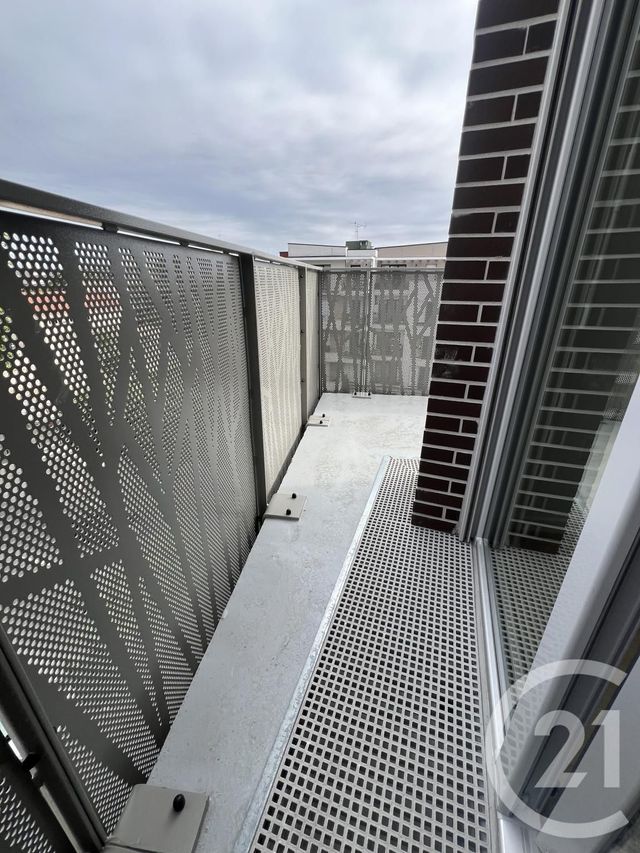 Appartement F2 à louer - 2 pièces - 44.67 m2 - VILLEMOMBLE - 93 - ILE-DE-FRANCE - Century 21 Agence Du Cèdre