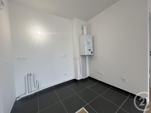 Appartement F2 à louer - 2 pièces - 44.67 m2 - VILLEMOMBLE - 93 - ILE-DE-FRANCE - Century 21 Agence Du Cèdre