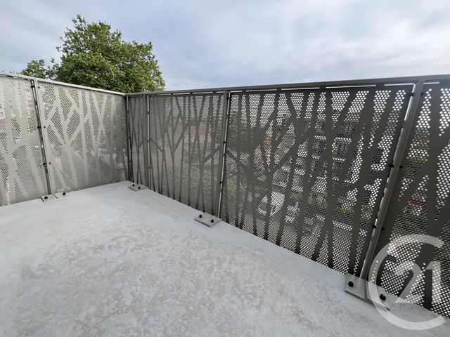 Appartement F2 à louer - 2 pièces - 44.67 m2 - VILLEMOMBLE - 93 - ILE-DE-FRANCE - Century 21 Agence Du Cèdre