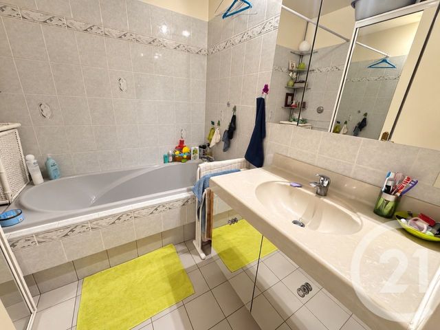 Appartement F4 à vendre - 4 pièces - 75.0 m2 - LIVRY GARGAN - 93 - ILE-DE-FRANCE - Century 21 Agence Du Cèdre