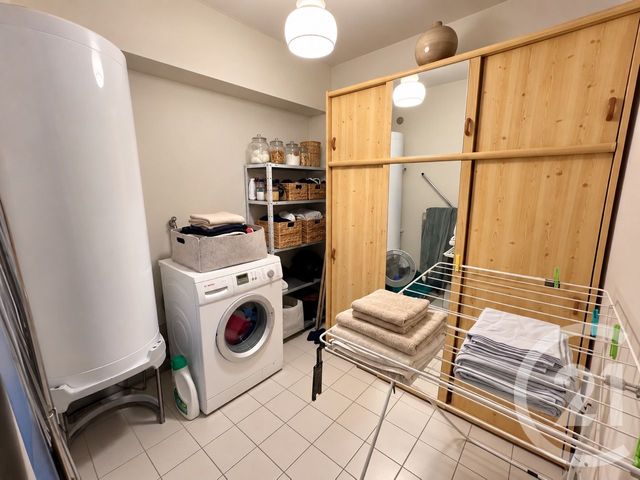 Appartement à vendre - 3 pièces - 81.21 m2 - VAUJOURS - 93 - ILE-DE-FRANCE - Century 21 Agence Du Cèdre