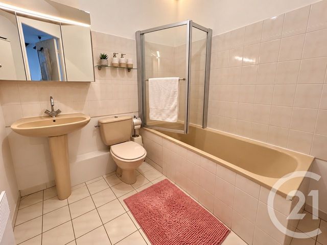 Appartement à vendre - 3 pièces - 81.21 m2 - VAUJOURS - 93 - ILE-DE-FRANCE - Century 21 Agence Du Cèdre