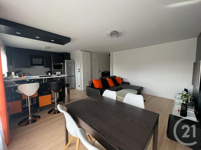 Appartement F2 à louer - 2 pièces - 48.0 m2 - VILLEPARISIS - 77 - ILE-DE-FRANCE - Century 21 Agence Du Cèdre