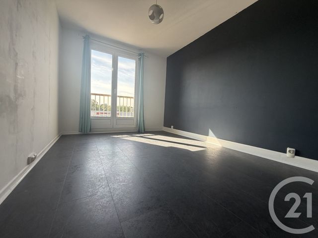 Appartement F3 à louer - 3 pièces - 62.2 m2 - LIVRY GARGAN - 93 - ILE-DE-FRANCE - Century 21 Agence Du Cèdre