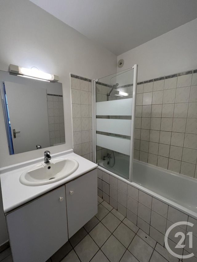 Appartement F2 à louer - 2 pièces - 36.67 m2 - VILLEPARISIS - 77 - ILE-DE-FRANCE - Century 21 Agence Du Cèdre