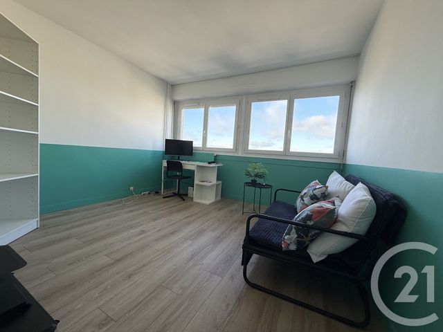 Appartement F4 à louer - 4 pièces - 86.34 m2 - CLICHY SOUS BOIS - 93 - ILE-DE-FRANCE - Century 21 Agence Du Cèdre