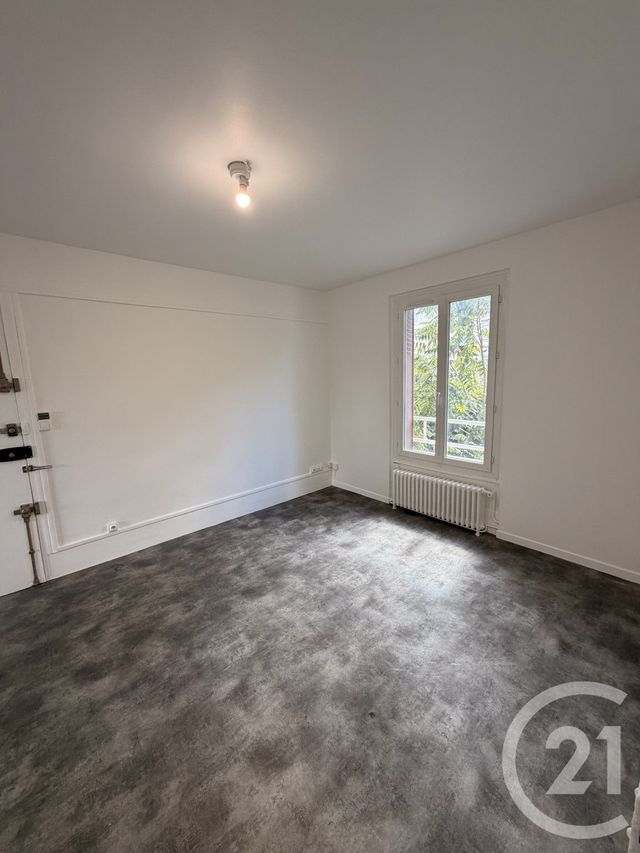 Appartement F2 à louer - 2 pièces - 35.7 m2 - LIVRY GARGAN - 93 - ILE-DE-FRANCE - Century 21 Agence Du Cèdre