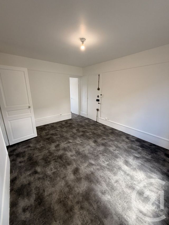 Appartement F2 à louer - 2 pièces - 35.7 m2 - LIVRY GARGAN - 93 - ILE-DE-FRANCE - Century 21 Agence Du Cèdre