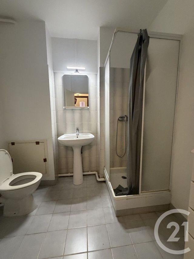 Appartement F1 à louer - 1 pièce - 30.0 m2 - LIVRY GARGAN - 93 - ILE-DE-FRANCE - Century 21 Agence Du Cèdre